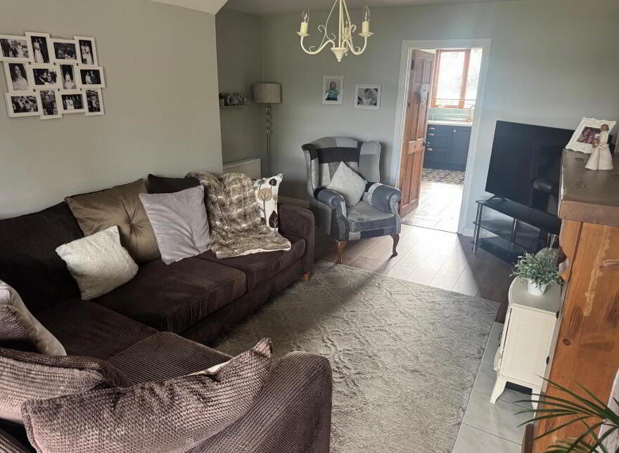 52 Lough Road, Lurgan, Craigavon, BT66 6JJ