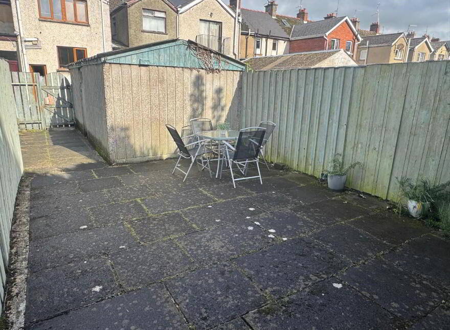 52 Lough Road, Lurgan, Craigavon, BT66 6JJ
