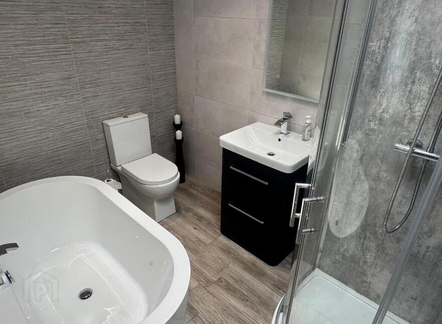 52 Lough Road, Lurgan, Craigavon, BT66 6JJ
