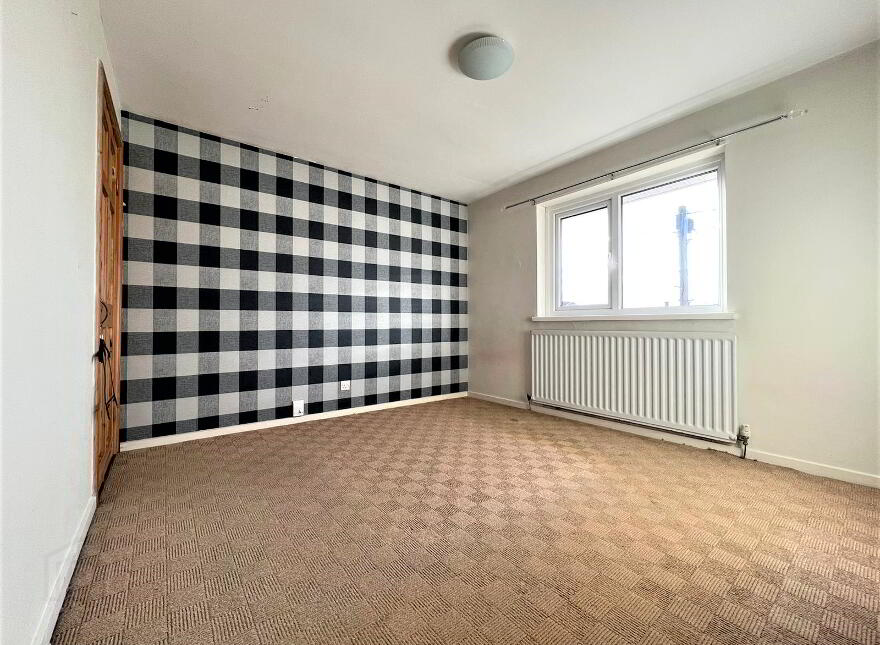 12 Northland, Carrickfergus, BT38 8NH