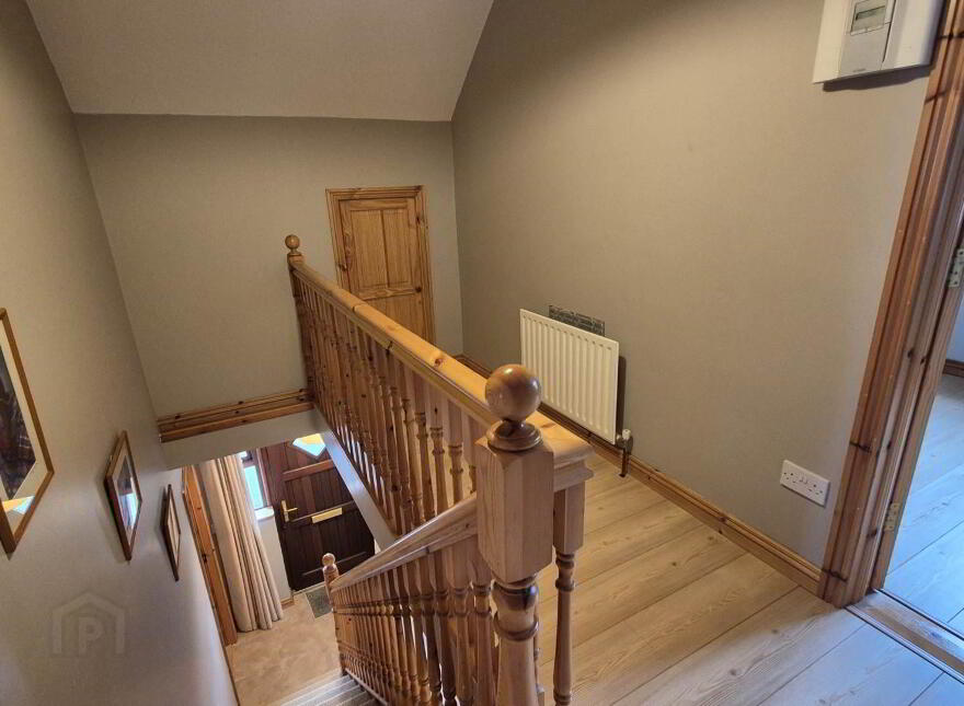 7 The Pines, Churchill, F92X0AW