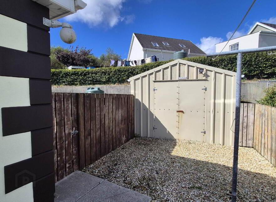 7 The Pines, Churchill, F92X0AW