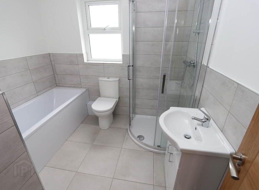 11 Castletown Brae, Fintona, BT78 2FA