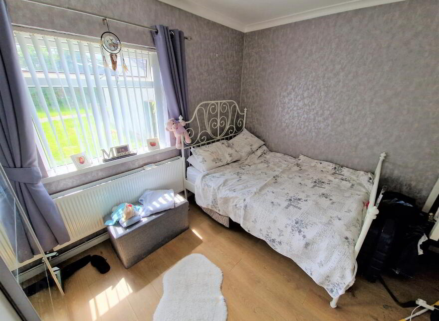 5 Whinfield Walk, Carrickfergus, BT38 8HL