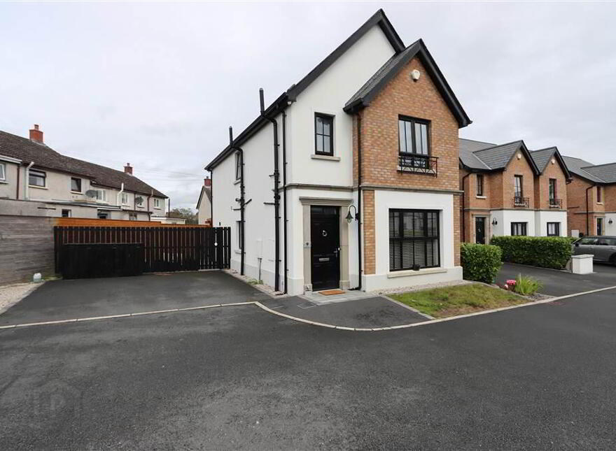 9 Mill Manor, The Mill Village, Comber, BT23 5ZQ