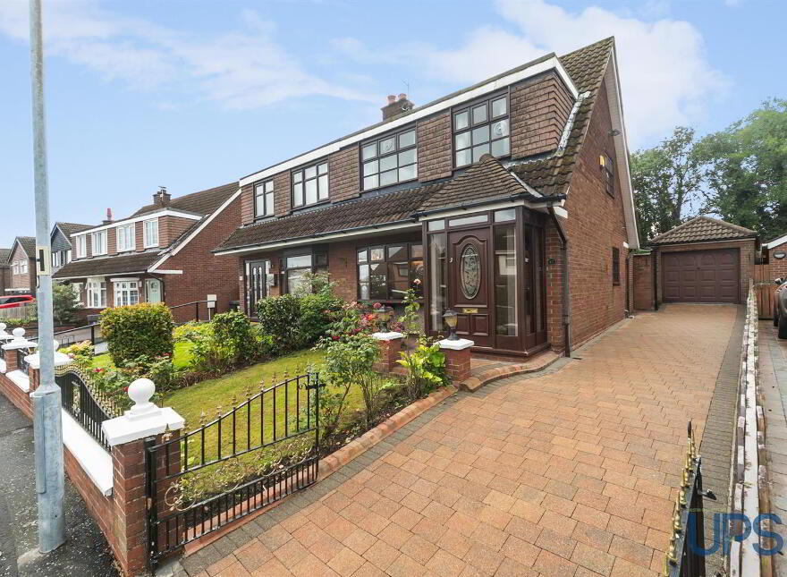 47 Orchardville Gardens, Finaghy Road North, Belfast, BT10 0JS photo