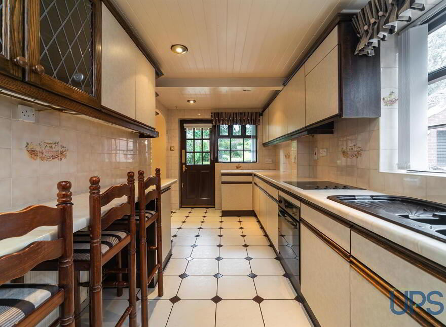 47 Orchardville Gardens, Finaghy Road North, Belfast, BT10 0JU