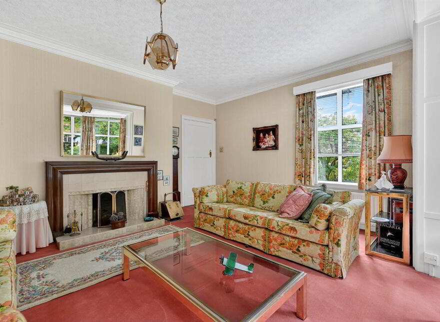 12 Broomhill Park, Malone, Belfast, BT9 5JB
