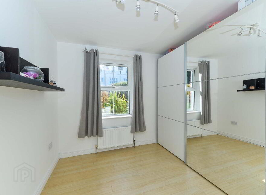 1 Rhanbuoy Gardens, Holywood, BT18 0GA