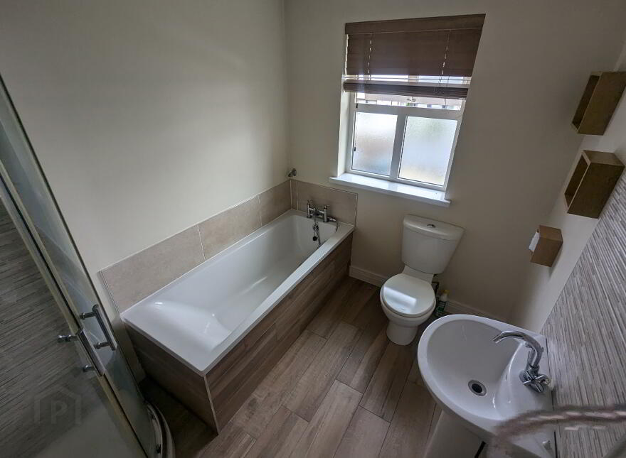Ivy Mead Mews, Drumahoe, L'Derry, BT47 3FH