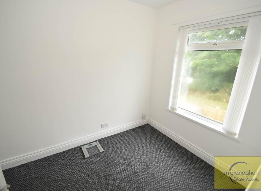 96 Upper Dunmurry Lane, Belfast, BT17 0PS