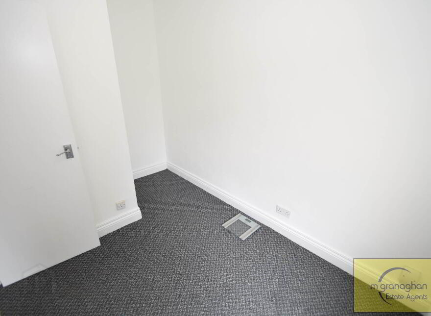 96 Upper Dunmurry Lane, Belfast, BT17 0PS