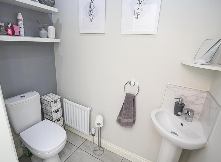 290b Comber Road, Dundonald, Belfast, BT16 1UR