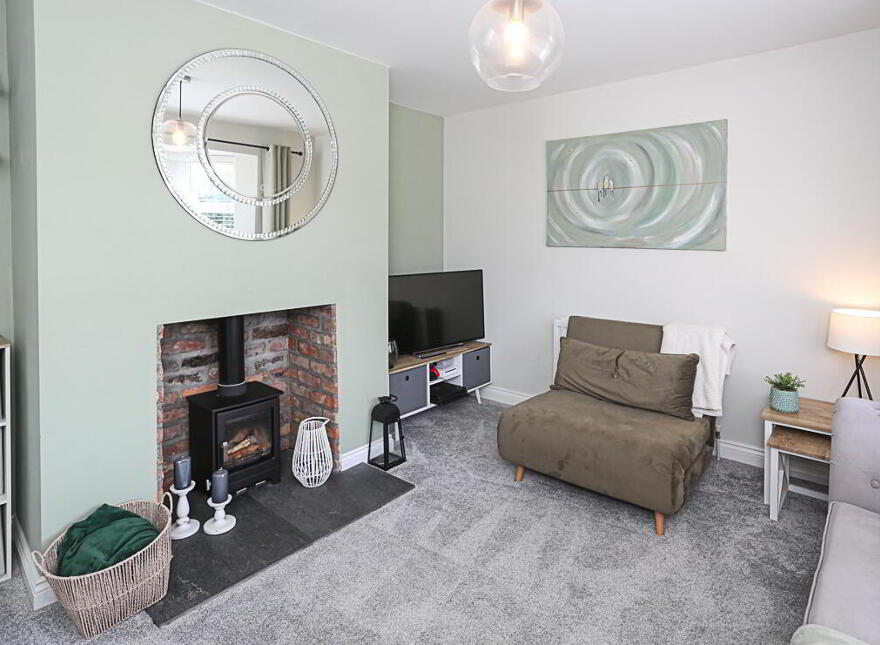 290b Comber Road, Dundonald, Belfast, BT16 1UR