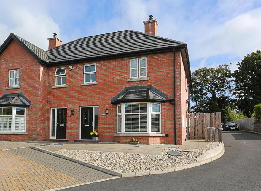 290b Comber Road, Dundonald, Belfast, BT16 1UR photo