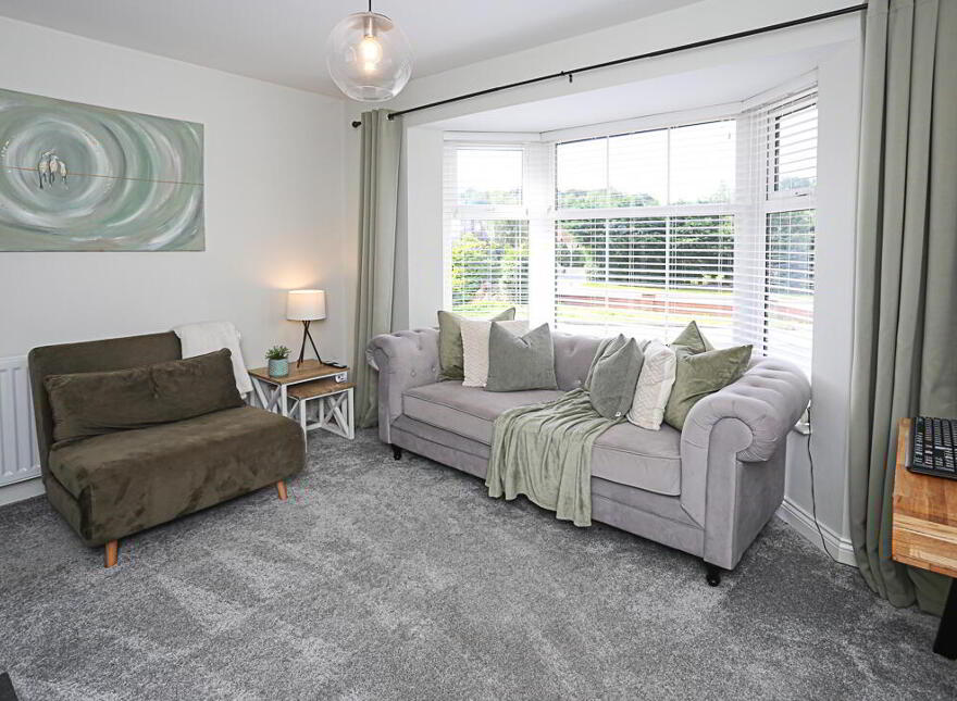 290b Comber Road, Dundonald, Belfast, BT16 1UR