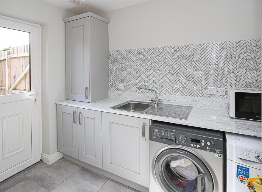 290b Comber Road, Dundonald, Belfast, BT16 1UR