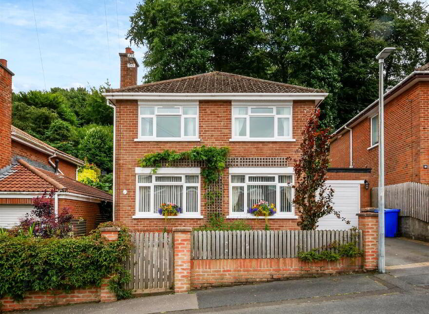 30 Beechgrove Avenue, Upper Knockbreda Road, Belfast, BT6 0NF photo