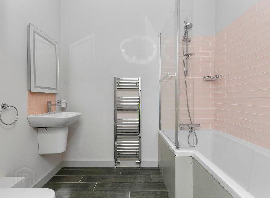 Apt 56 The Residence, 336 Ormeau Road, Belfast, BT7 2GE
