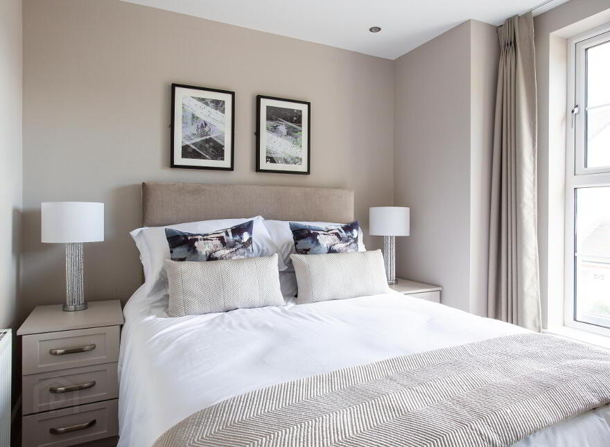 Lesley Park Royal, 1 Rosepark Gardens, Belfast, BT5 7WL