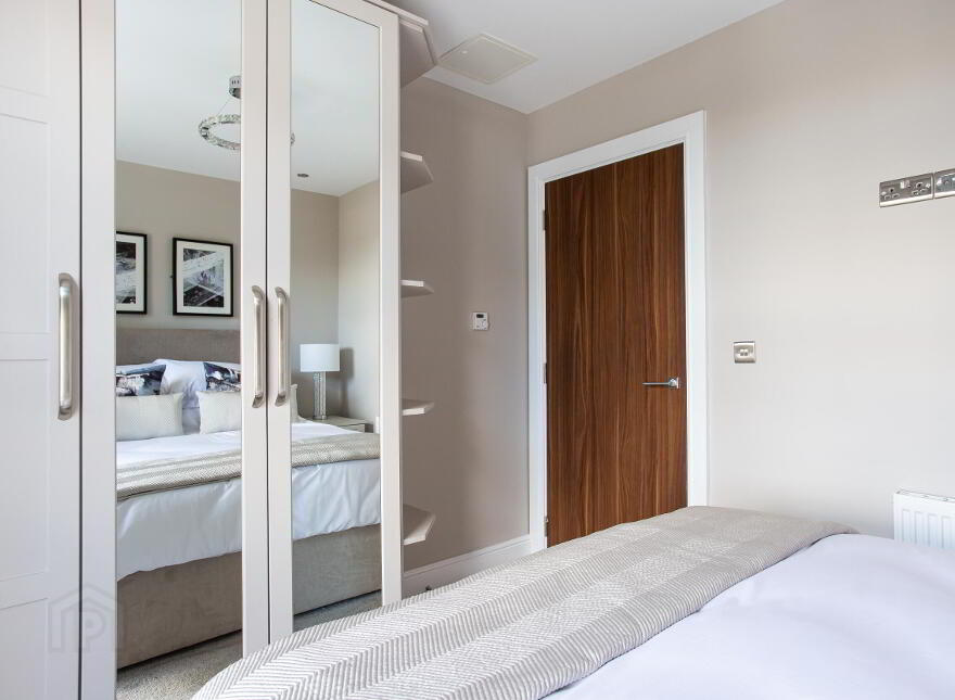 Lesley Park Royal, 1 Rosepark Gardens, Belfast, BT5 7WL