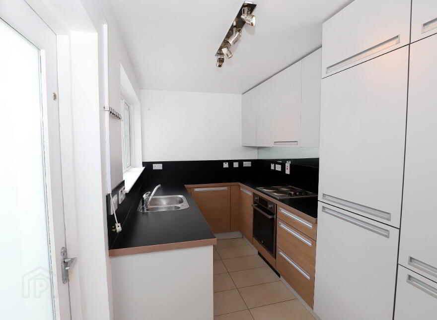 15 Ferguson Drive, Belfast, BT4 2AZ