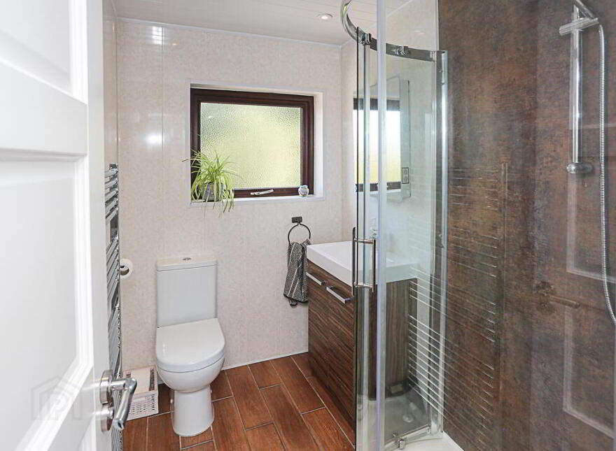 33 Sinclair Road, Bangor, BT19 1PF