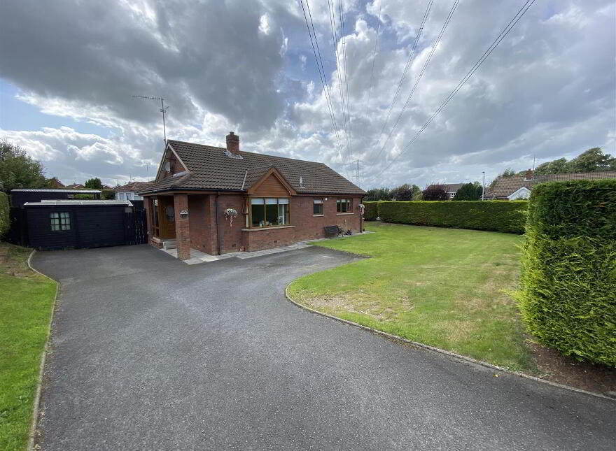 40 Laurel Heights, Laurelvale, BT62 2NR photo