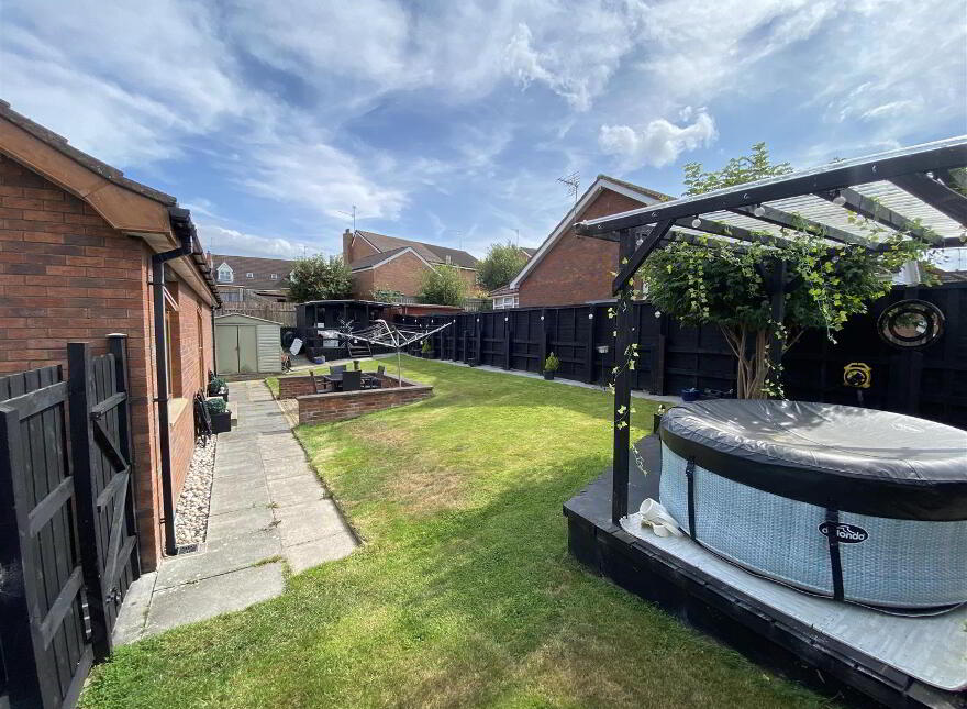 40 Laurel Heights, Laurelvale, BT62 2NR