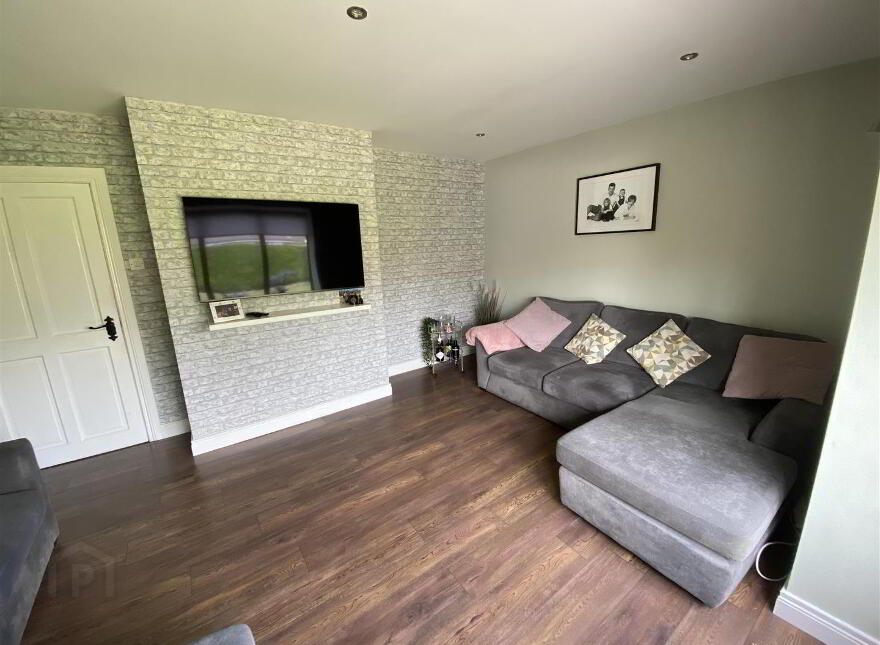 40 Laurel Heights, Laurelvale, BT62 2NR