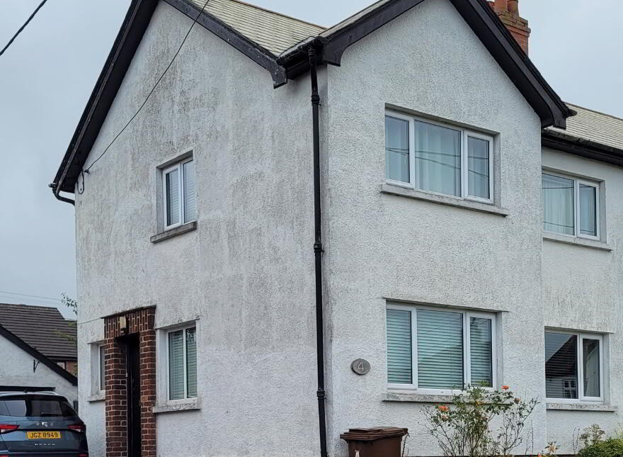 4 Waverly Avenue, Lisburn, BT28 1LS photo