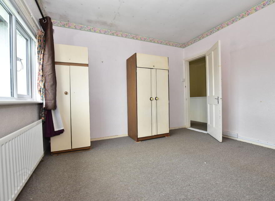 4 Waverley Avenue, Lisburn, BT28 1LS