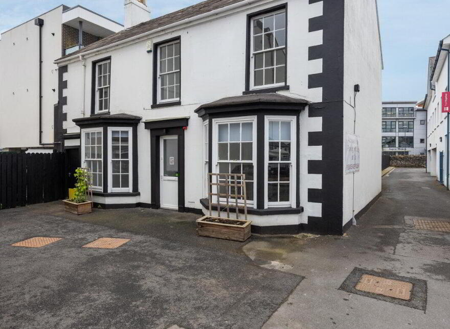Auburn House, 126 High Street, Holywood, BT18 9HW