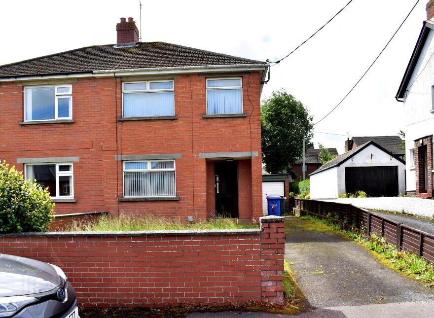 6 Waverley Avenue, Lisburn, BT28 1JS