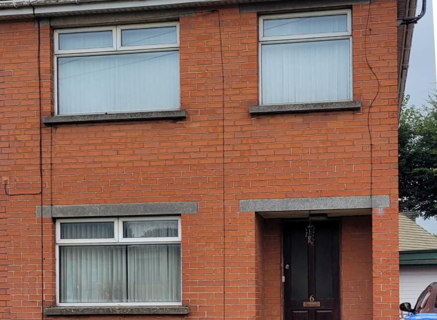 6 Waverley Avenue, Lisburn, BT28 1JS