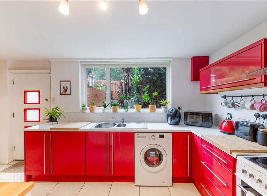 258 River Road, Dunmurry, Belfast, BT17 9DS