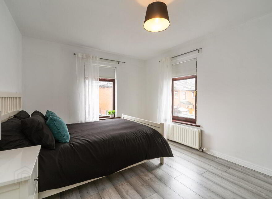 11 Friendly Way, Belfast, BT7 2DU
