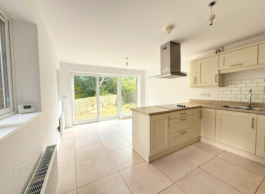 42 Pond Park Avenue, Lisburn, BT28 3JL