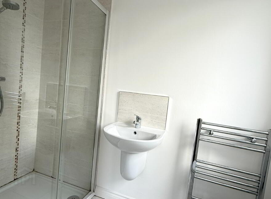 42 Pond Park Avenue, Lisburn, BT28 3JL