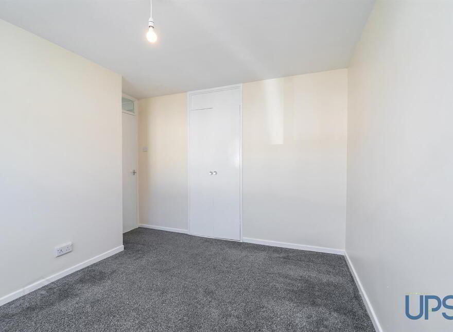 6 Whin Park, Twinbrook, Belfast, BT17 0DH