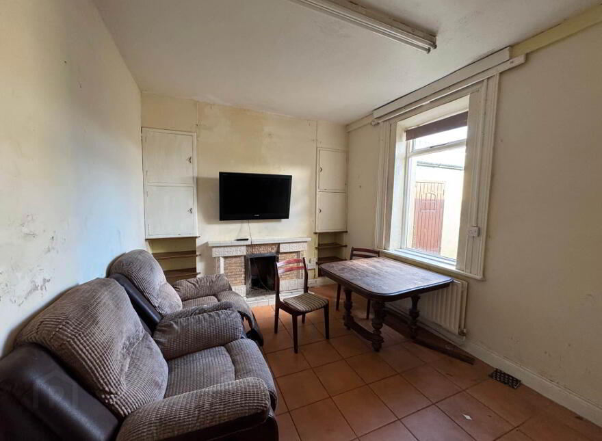 12 The Long Avenue, Avenue Road, Dundalk, A91V8F7