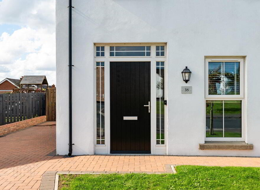 38 Ballyhenry Manor, Comber, Newtownards, BT23 5ZN