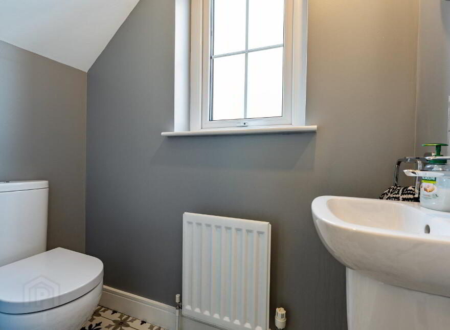 38 Ballyhenry Manor, Comber, Newtownards, BT23 5ZN