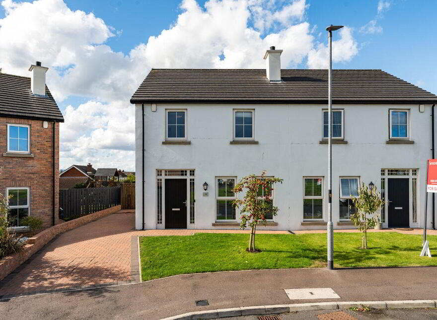 38 Ballyhenry Manor, Comber, Newtownards, BT23 5ZN photo