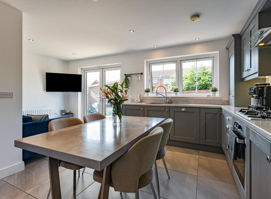 38 Ballyhenry Manor, Comber, Newtownards, BT23 5ZN