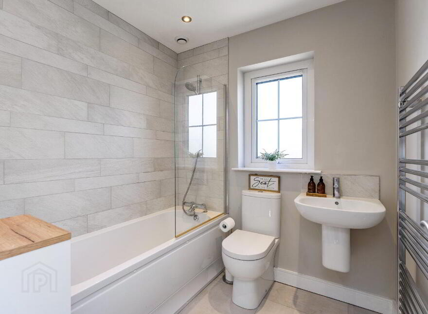 38 Ballyhenry Manor, Comber, Newtownards, BT23 5ZN