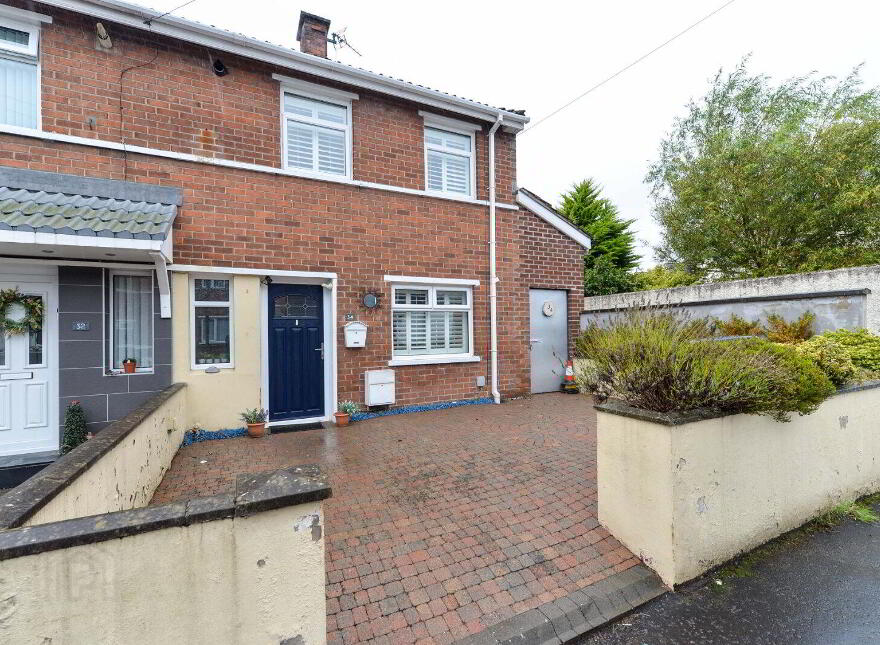 34 Lisavon Drive, Belfast, BT4 1LJ photo