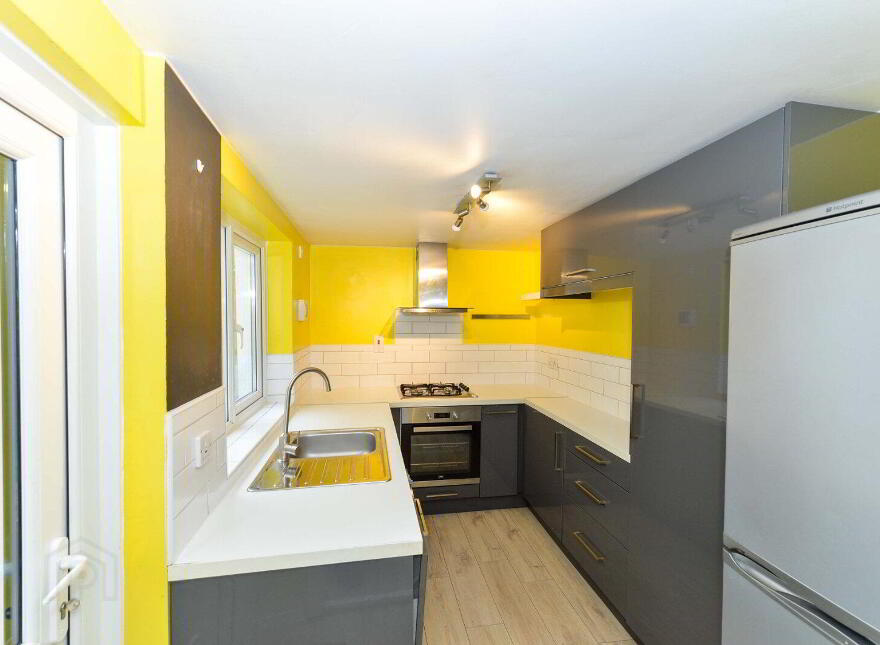 18 Belmont Avenue, Belfast, BT4 3DD