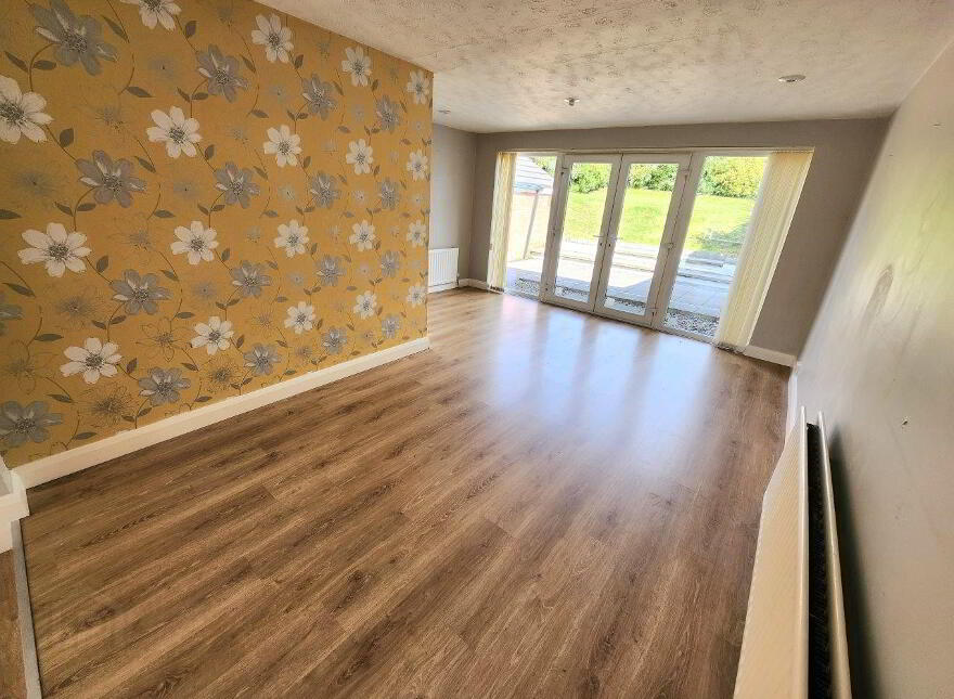 17 Rosscoole Park, Ballysillan Road, North Belfast, BT14 8JW