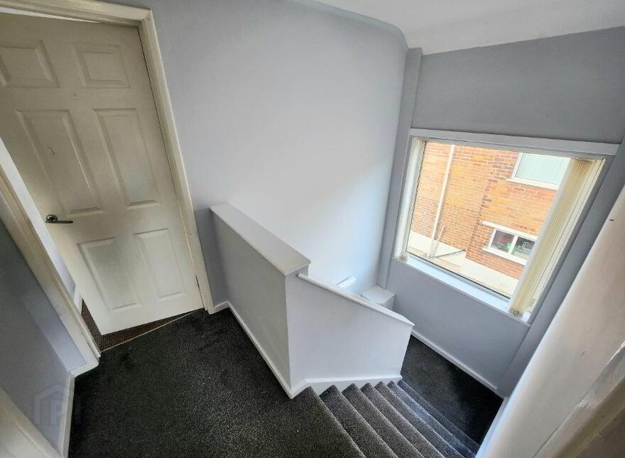 17 Rosscoole Park, Ballysillan Road, North Belfast, BT14 8JW